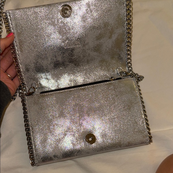 Chelsea28 Iridescent Silver Glitter Chain Crossbody - Picture 2 of 5